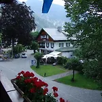Szálloda Garni Koenigslinde - Wandern, Radeln, Skifahren & Geniessen