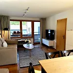 Szálloda Garni Koenigslinde - Wandern, Radeln, Skifahren & Geniessen Bayrischzell