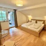Garni Koenigslinde - Wandern, Radeln, Skifahren & Geniessen 3*