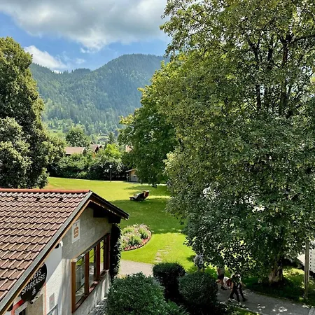Hotel Garni Koenigslinde - Wandern, Radeln, Skifahren & Geniessen Bayrischzell