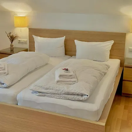 Hotel Garni Koenigslinde - Wandern, Radeln, Skifahren & Geniessen Hotel 3*