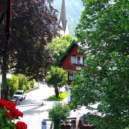 Hotel Garni Koenigslinde - Wandern, Radeln, Skifahren & Geniessen Hotel