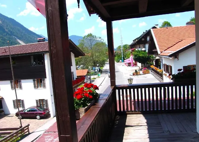 Garni Koenigslinde - Wandern, Radeln, Skifahren & Geniessen Hotel 3*
