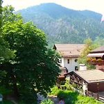 Garni Koenigslinde - Wandern, Radeln, Skifahren & Geniessen 3* Bayrischzell