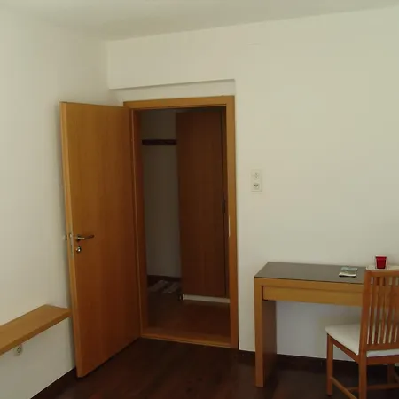 Hotel Hotel Garni Koenigslinde - Wandern, Radeln, Skifahren & Geniessen