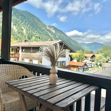 Hotel Garni Koenigslinde - Wandern, Radeln, Skifahren & Geniessen