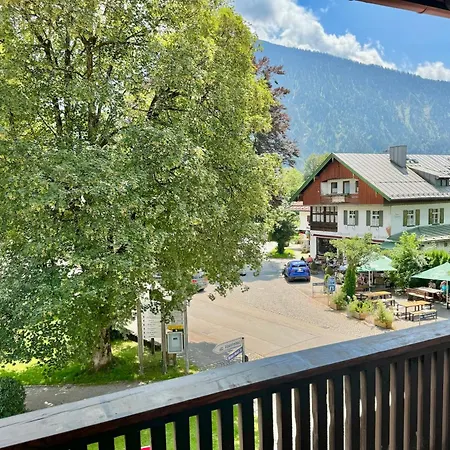 Hotel Garni Koenigslinde - Wandern, Radeln, Skifahren & Geniessen 3*