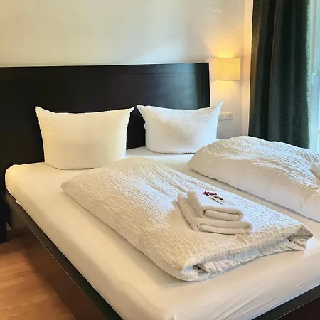 Hotel Garni Koenigslinde - Wandern, Radeln, Skifahren & Geniessen 3* Bayrischzell