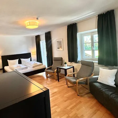Hotel Garni Koenigslinde - Wandern, Radeln, Skifahren & Geniessen