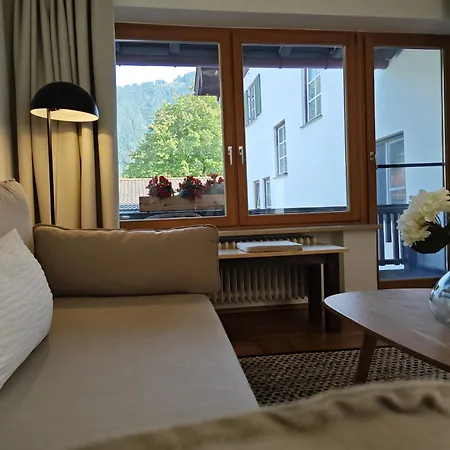 Hotel Garni Koenigslinde - Wandern, Radeln, Skifahren & Geniessen