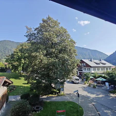 Hotel Garni Koenigslinde - Wandern, Radeln, Skifahren & Geniessen Bayrischzell