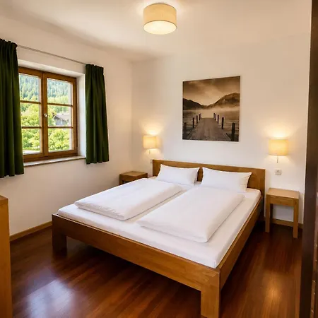 Garni Koenigslinde - Wandern, Radeln, Skifahren & Geniessen Hotel