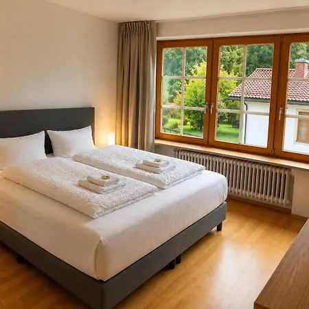 Hotel Garni Koenigslinde - Wandern, Radeln, Skifahren & Geniessen