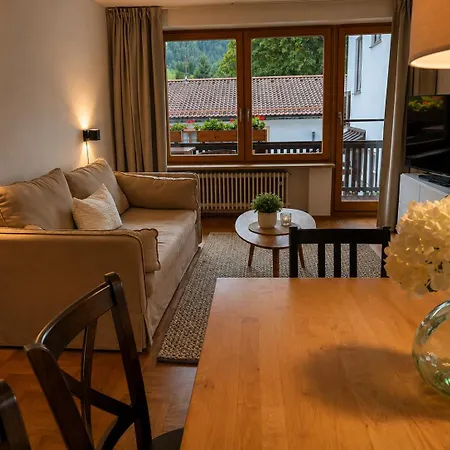 Garni Koenigslinde - Wandern, Radeln, Skifahren & Geniessen Hotel Bayrischzell