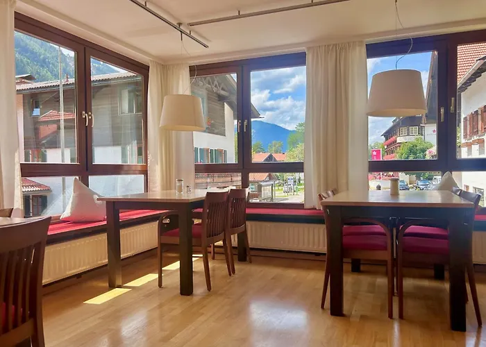 Garni Koenigslinde - Wandern, Radeln, Skifahren & Geniessen فندق بايريشزيل